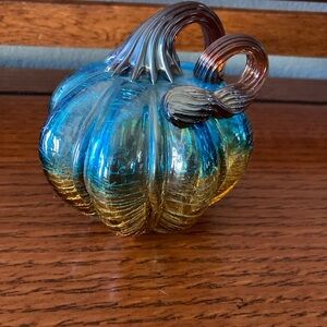 Art Glass Pumpkin Pier One hand blown Thanksgiving 5 1/2”
